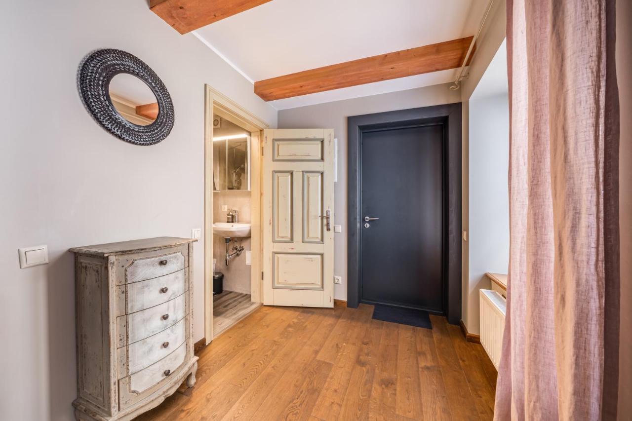 Enjoy Old Town Vibes In 1716 Laipu Residence With 4 Stylish Apartments And 1 Penthouse Riga Kültér fotó