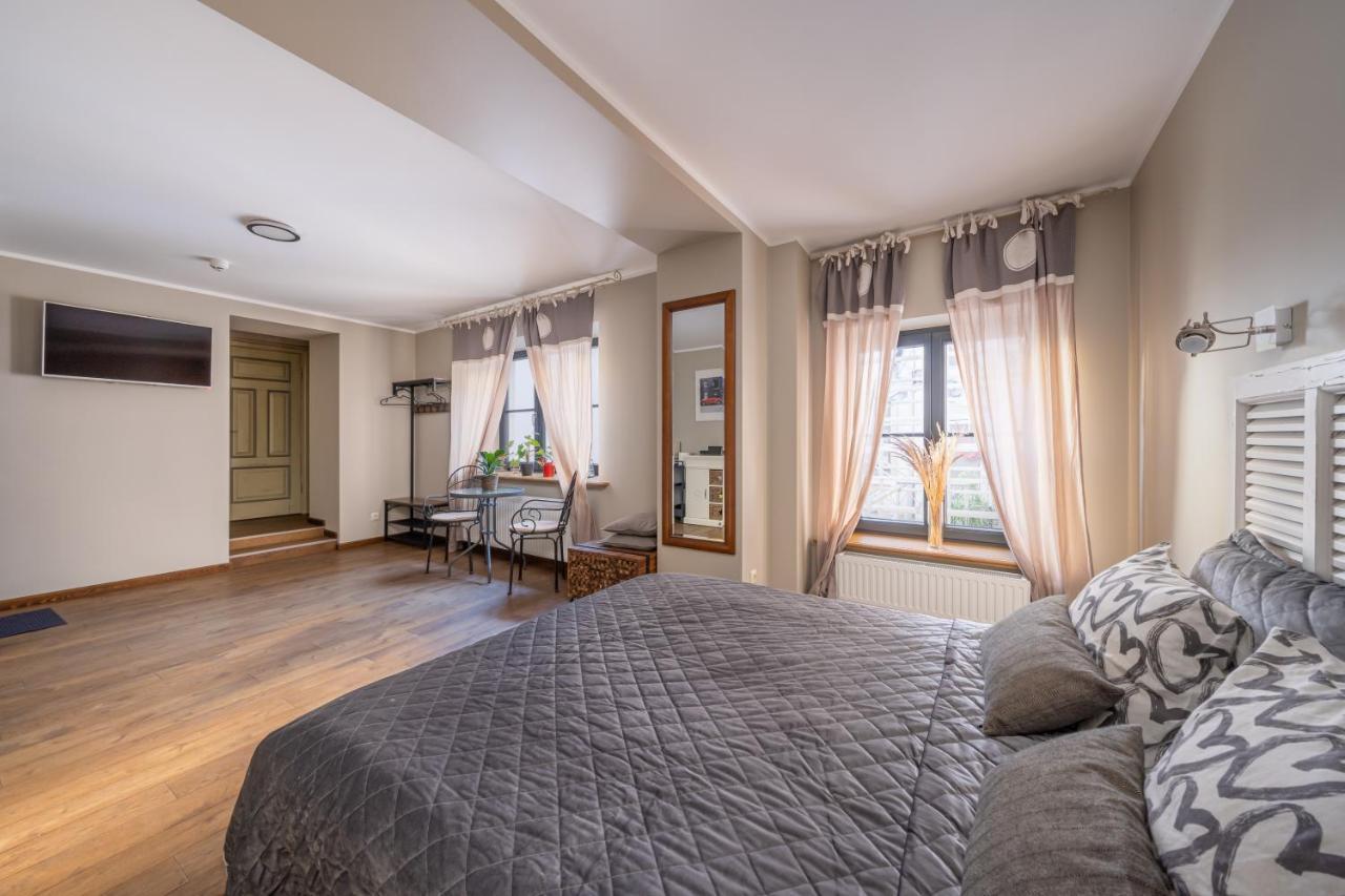 Enjoy Old Town Vibes In 1716 Laipu Residence With 4 Stylish Apartments And 1 Penthouse Riga Kültér fotó