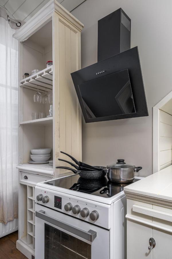 Enjoy Old Town Vibes In 1716 Laipu Residence With 4 Stylish Apartments And 1 Penthouse Riga Kültér fotó